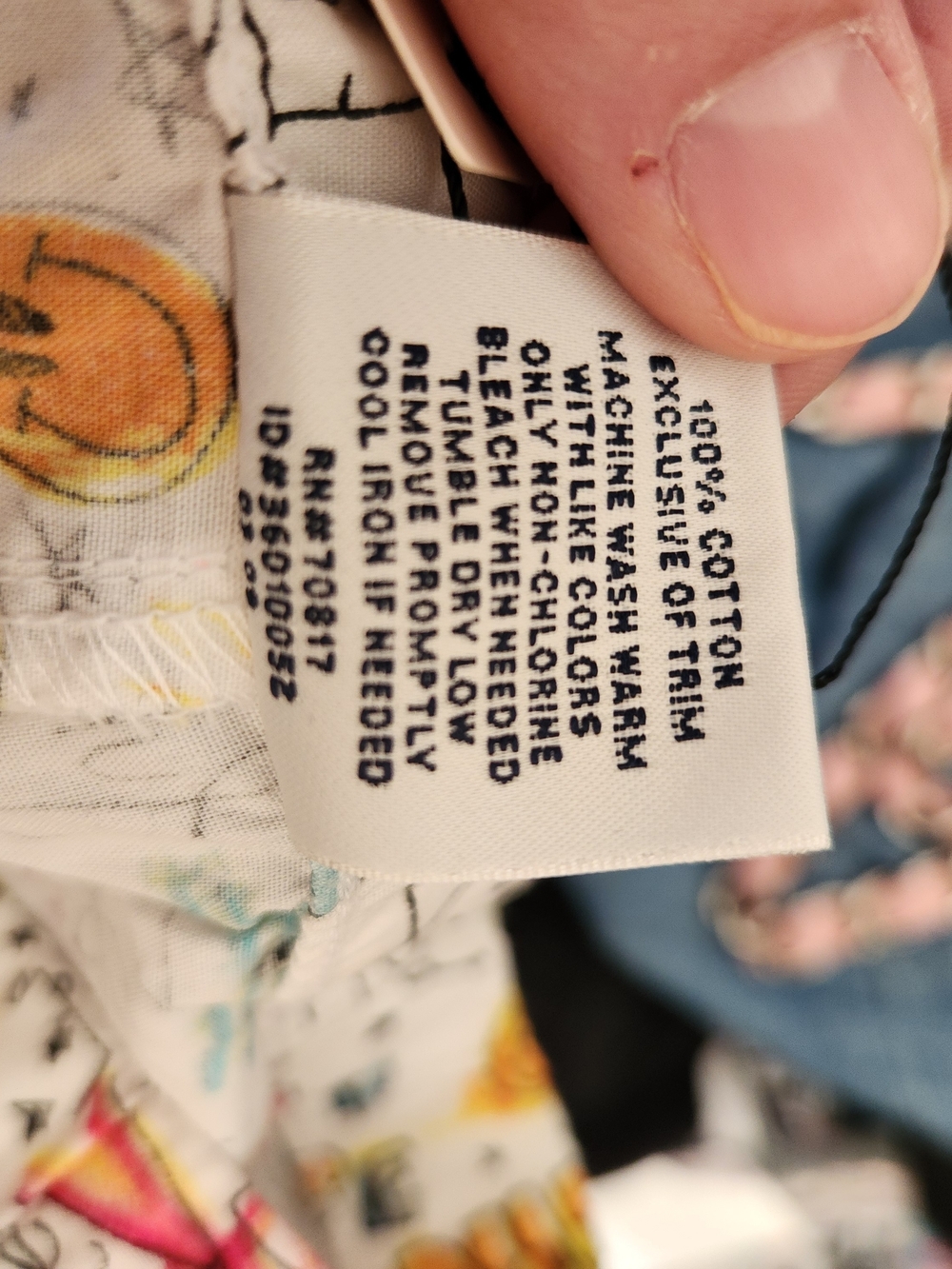 Victoria's Secret PINK White Lounge Pants with Multicolor Graphic Print - Picture 4 of 4